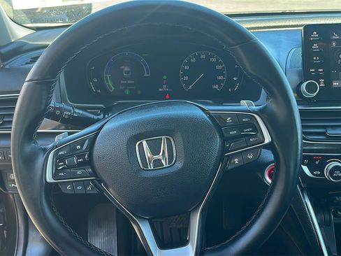 Used 2018 Honda Accord Touring image 36