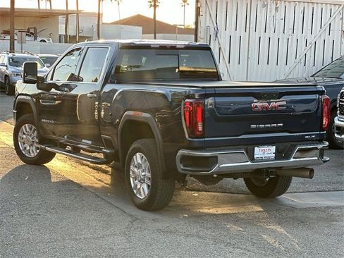 Used 2023 GMC Sierra 2500 SLT w/ SLT Convenience Package image 6
