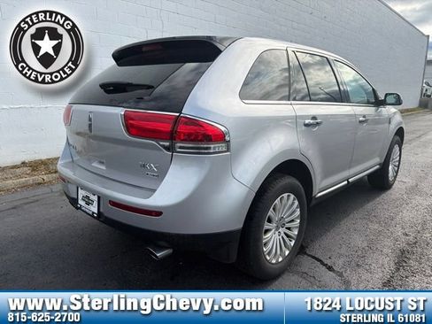 Used 2013 Lincoln MKX AWD image 5