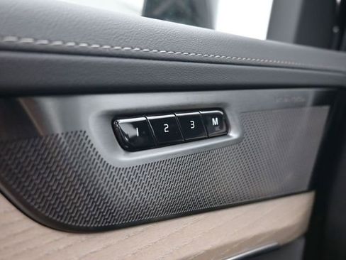 New 2026 Volvo XC90 T8 Plus image 30