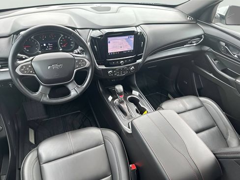 Used 2023 Chevrolet Traverse RS AWD/4WD image 8