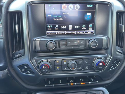 Used 2018 Chevrolet Silverado 1500 LTZ Z71 w/ LTZ Plus Package AWD/4WD image 17