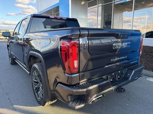 Used 2022 GMC Sierra 1500 Denali Ultimate image 9