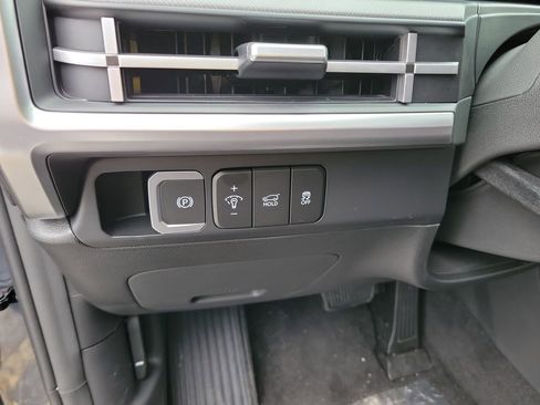 New 2026 Hyundai Santa Fe SE FWD image 24