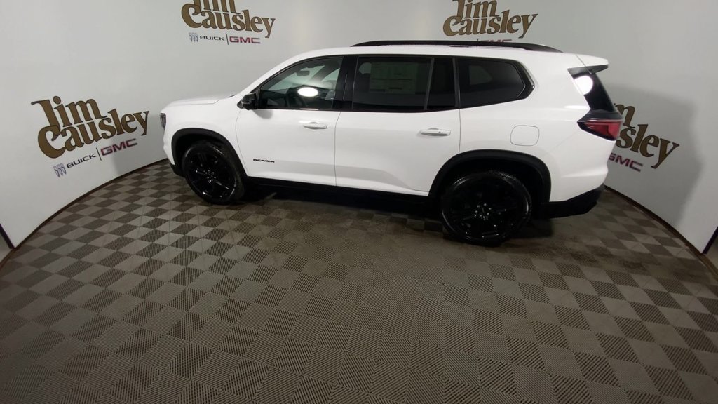 Used 2026 GMC Acadia Elevation w/ Black Edition AWD/4WD image 5