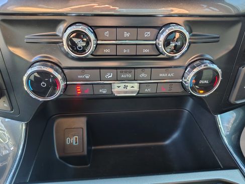 Used 2022 Ford F150 XLT w/ Equipment Group 302A High AWD/4WD image 39