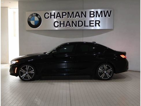 Used 2023 BMW 330i Sedan w/ Premium Package RWD image 3