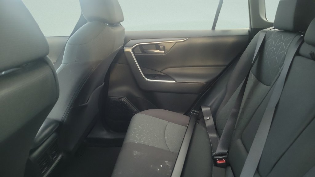 Used 2023 Toyota RAV4 XLE FWD image 8