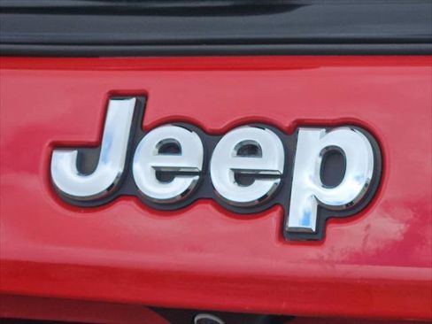 Used 2018 Jeep Compass Sport image 24