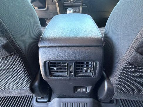 Certified 2022 Toyota 4Runner TRD Off-Road AWD/4WD image 25