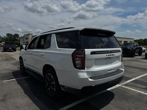 Used 2024 Chevrolet Tahoe RST w/ Luxury Package AWD/4WD image 3