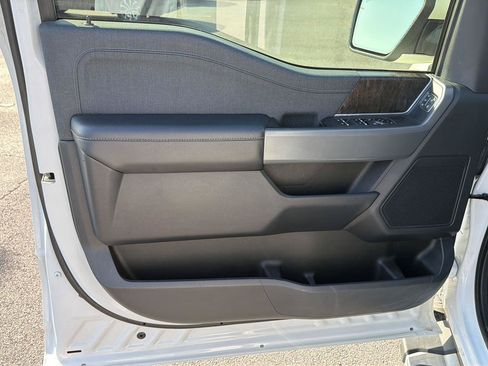 Used 2022 Ford F150 Lariat AWD/4WD image 16