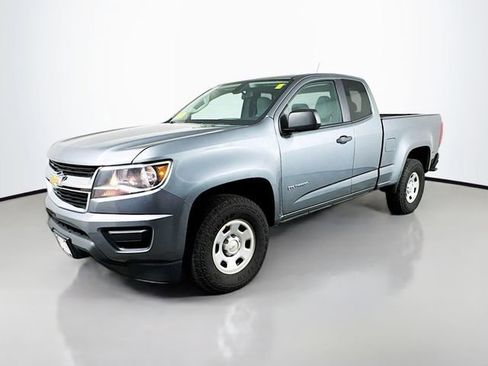 Used 2019 Chevrolet Colorado W/T w/ WT Convenience Package image 2