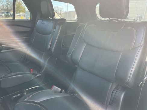 Used 2020 Ford Explorer ST AWD/4WD image 13