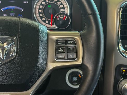 Used 2017 RAM 1500 Laramie w/ Convenience Group AWD/4WD image 34