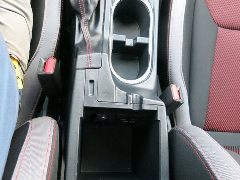 Used 2021 Subaru Impreza 2.0i Sport AWD/4WD image 30