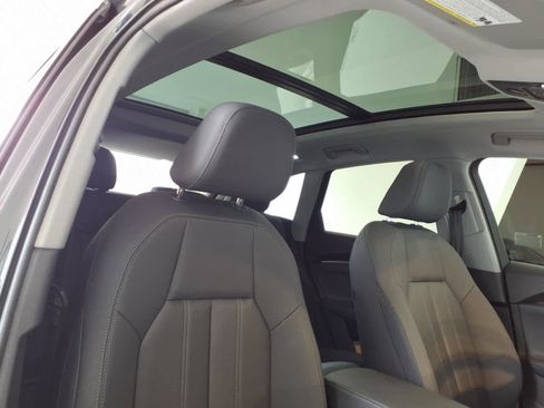 Used 2025 Audi Q5 Premium w/ Convenience Package AWD/4WD image 22