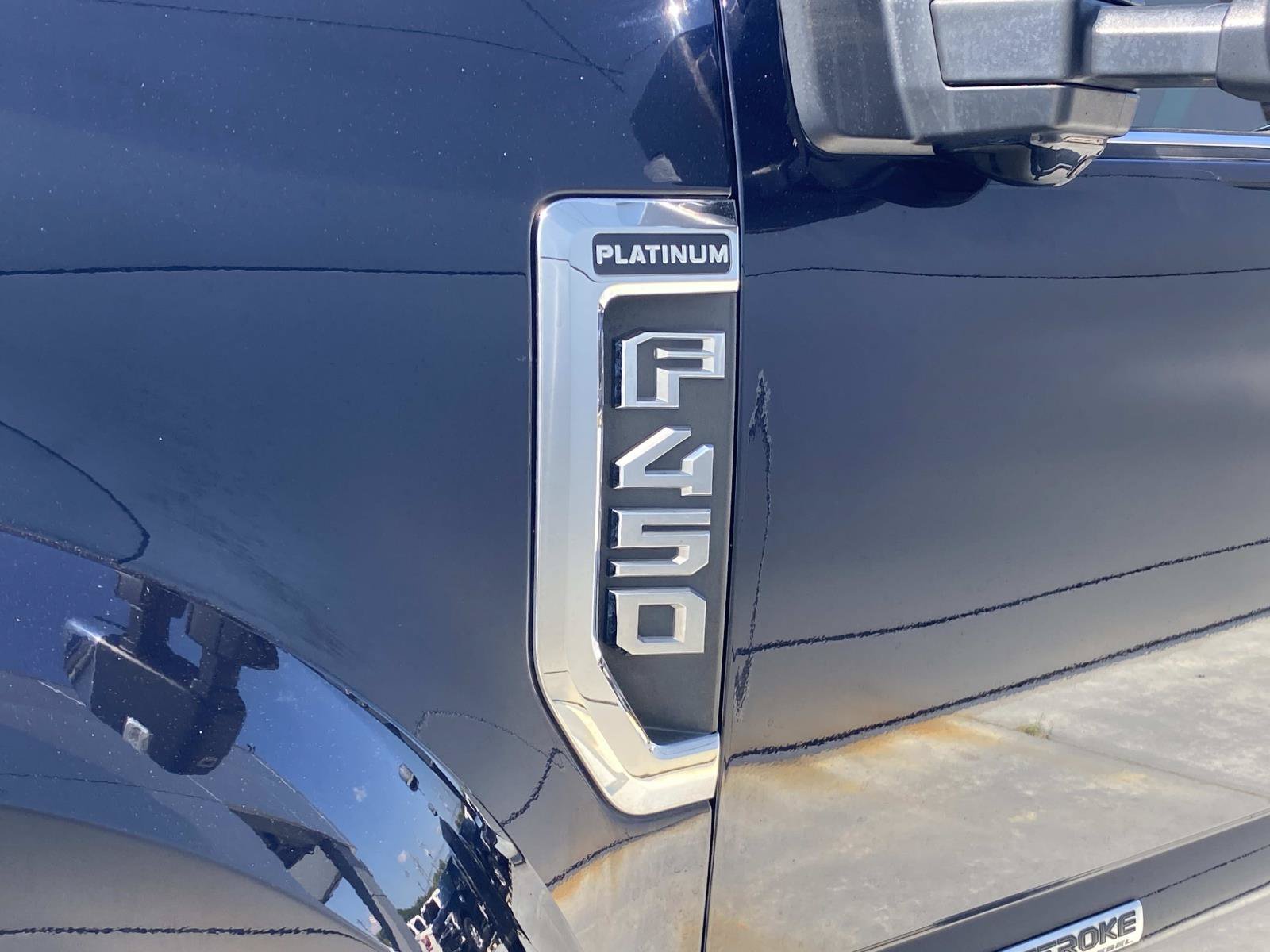 Used 2022 Ford F450 Platinum w/ FX4 Off-Road Package AWD/4WD image 11