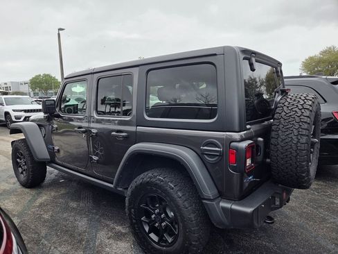 Used 2025 Jeep Wrangler Willys image 4