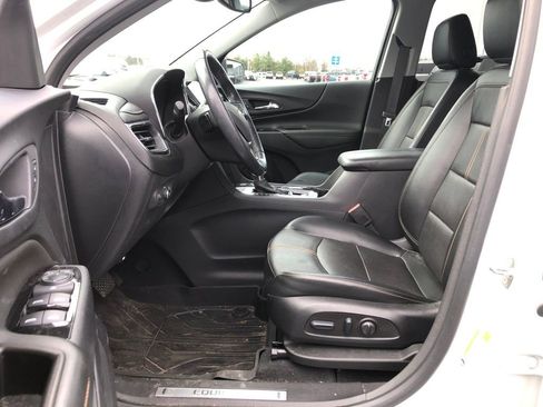 Used 2022 Chevrolet Equinox Premier image 16