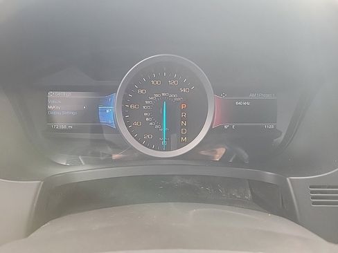 Used 2014 Ford Explorer XLT image 8