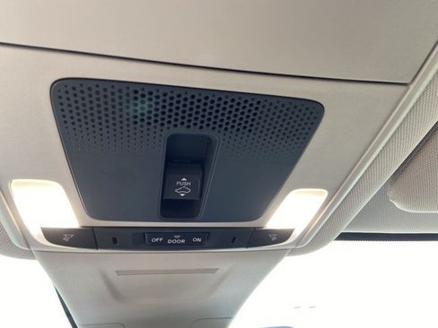 Used 2025 Honda CR-V EX-L image 46