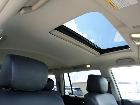 Used 2014 INFINITI QX80 2WD w/ Deluxe Touring Package image 24