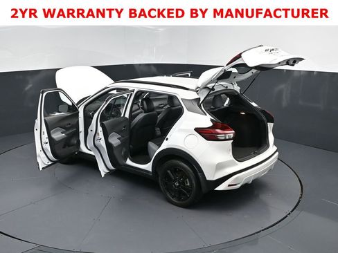 Used 2024 Nissan Kicks SR w/ SR Premium Package image 47