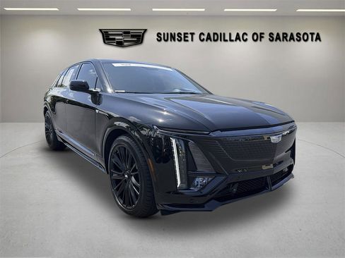 Certified 2026 Cadillac Lyriq V w/ LPO, Red Accent Package AWD/4WD image 1