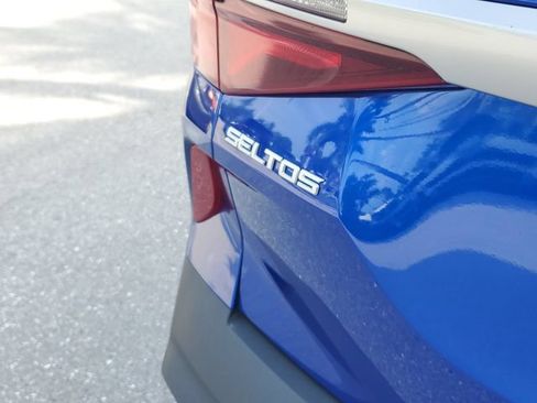 Certified 2023 Kia Seltos LX AWD/4WD image 8