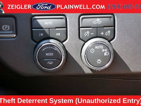 Used 2023 Chevrolet Silverado 1500 LT w/ Protection Package AWD/4WD image 28