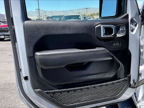 Used 2023 Jeep Wrangler Unlimited Sahara AWD/4WD image 22