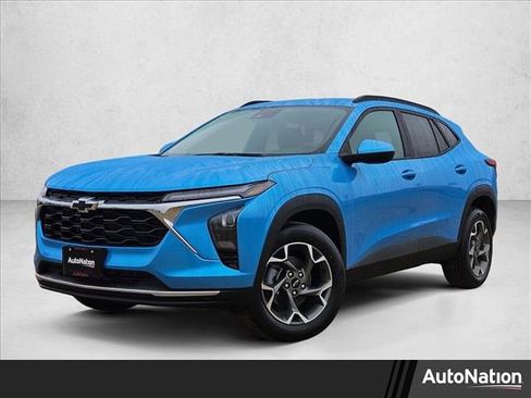 New 2026 Chevrolet Trax LT w/ Driver Confidence Package image 1