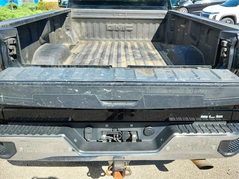 Used 2022 GMC Sierra 2500 SLE w/ SLE Convenience Package AWD/4WD image 12
