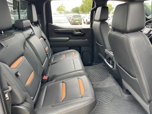 Used 2023 GMC Sierra 1500 AT4 w/ AT4 Premium Package AWD/4WD image 30