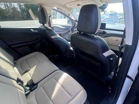 Used 2021 Ford Escape SEL FWD image 15