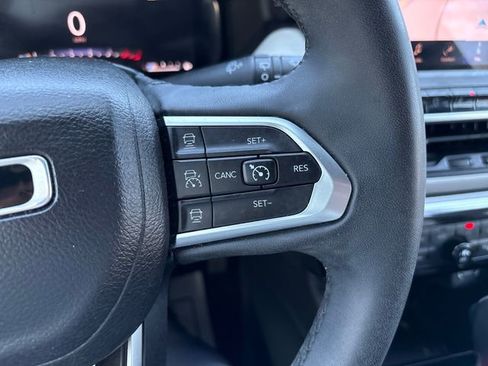 Used 2023 Jeep Compass Limited w/ Elite Group AWD/4WD image 12