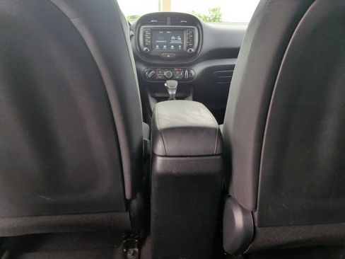 Used 2021 Kia Soul LX FWD image 31