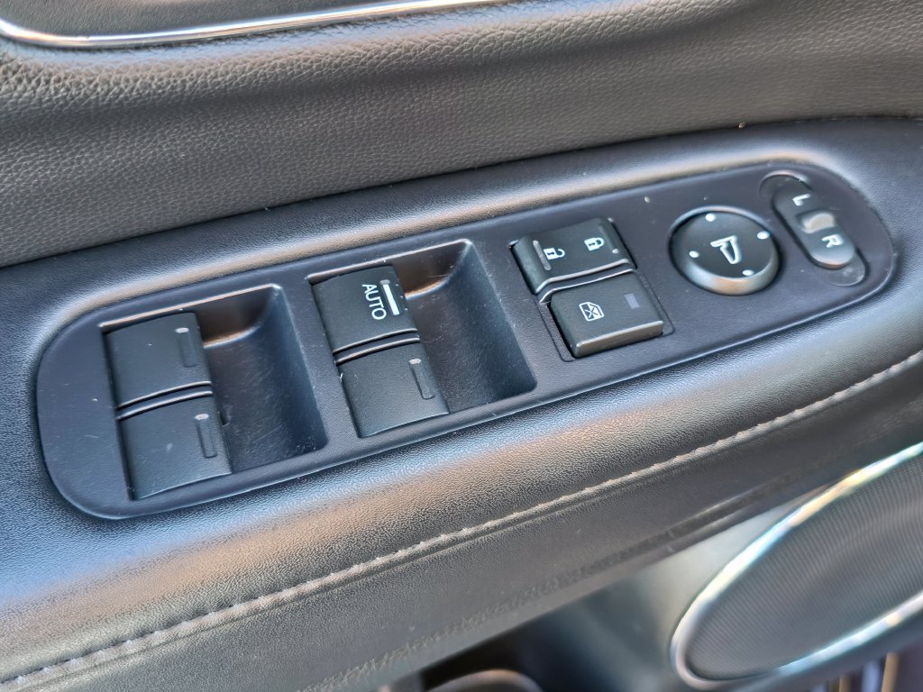 Used 2019 Honda HR-V Touring image 20