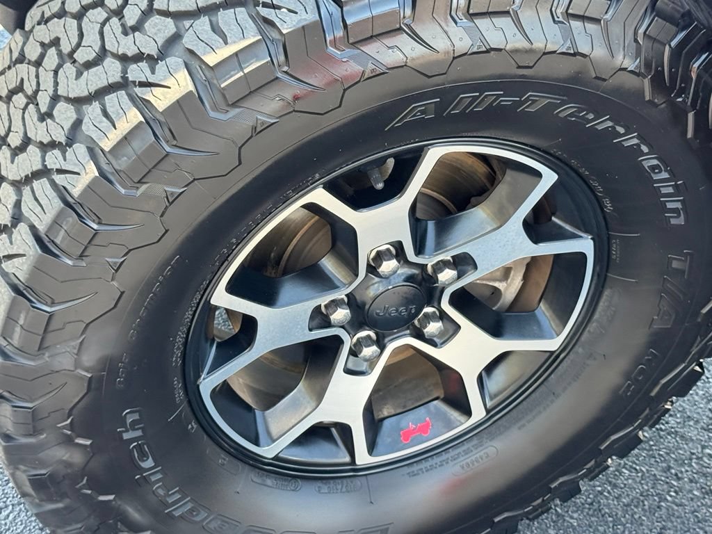 Used 2020 Jeep Wrangler Unlimited Rubicon AWD/4WD image 12