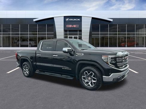 Used 2022 GMC Sierra 1500 SLT w/ SLT Convenience Package image 7