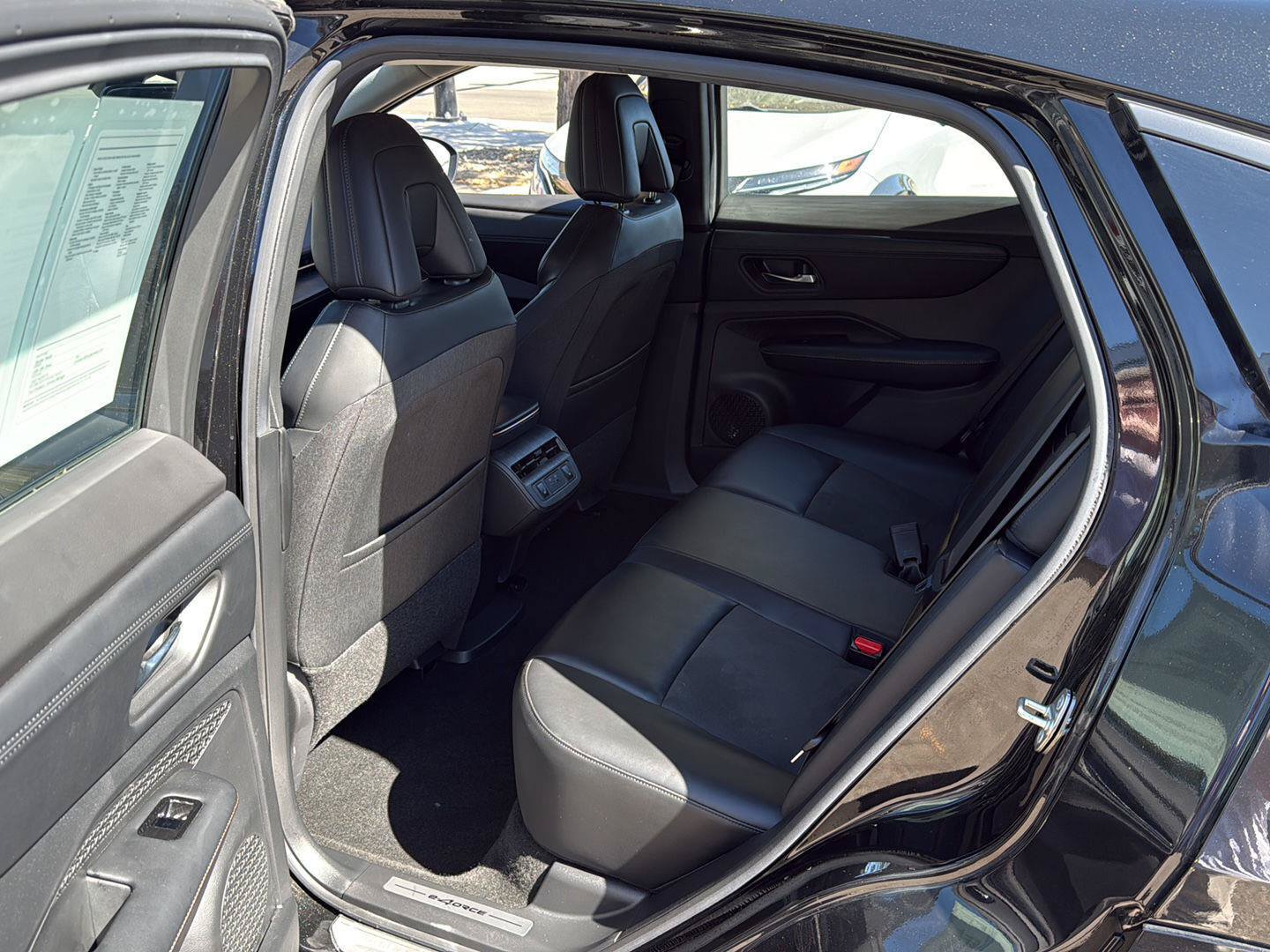 Certified 2024 Nissan Ariya AWD image 12