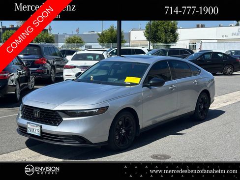 Used 2025 Honda Accord SE image 1