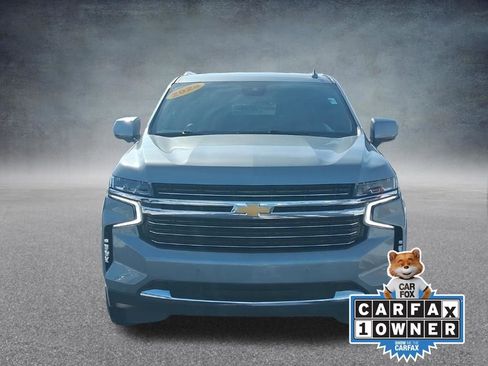 Used 2024 Chevrolet Suburban LT AWD/4WD image 2