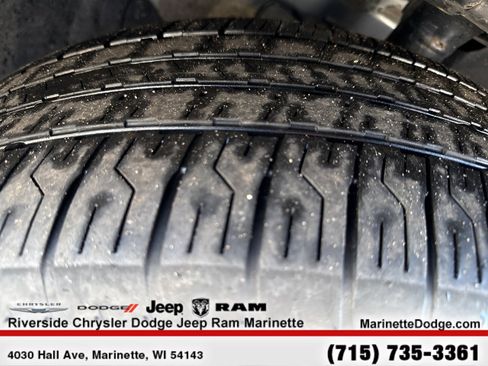 Used 2025 Nissan Rogue Platinum w/ Platinum Premium Package image 12