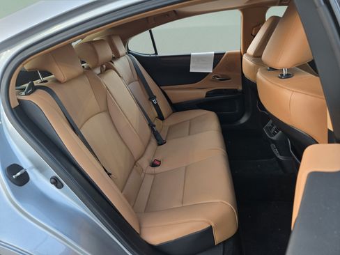 Certified 2023 Lexus ES 350 w/ Premium Package FWD image 21