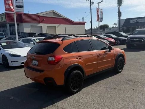 Used 2015 Subaru Crosstrek 2.0i Limited AWD/4WD image 5
