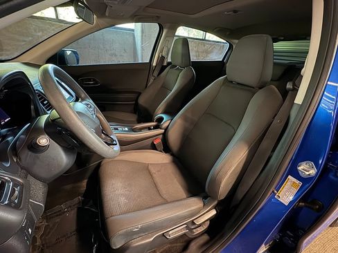Used 2022 Honda HR-V EX image 5
