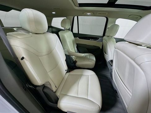 Used 2024 Cadillac XT6 Premium Luxury w/ Technology Package image 32