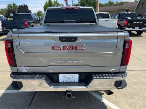 Used 2025 GMC Sierra 2500 SLT w/ SLT Convenience Package AWD/4WD image 6